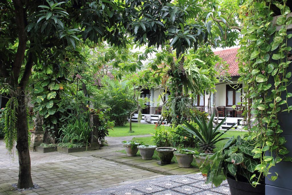 Cinthya Guest House Legian Δωμάτιο φωτογραφία